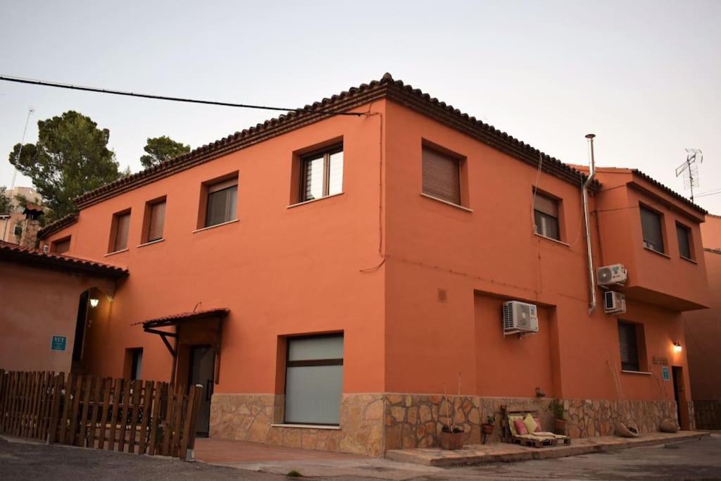 Apartamento El Vinilo. Aparcamiento exterior gratuito Teruel Exterior foto